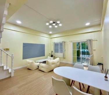 Nai Mueang Apartment | Caesar's Corner 2 Bedroom House