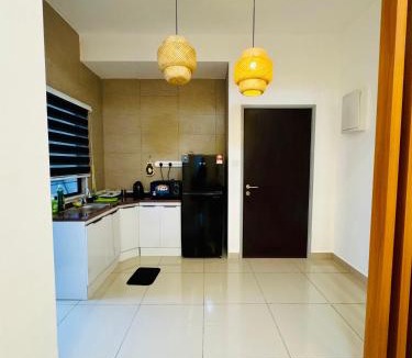 Sekudai Apartment | Calm & Cozy Skudai Homestay