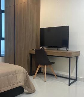 Batu Lintang Apartment | Calming Room, Kozi Square, Kuching City