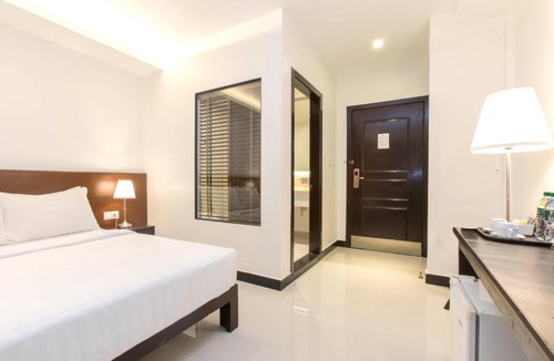 Ruessei Kaev Hotel | Cambodian Country Club