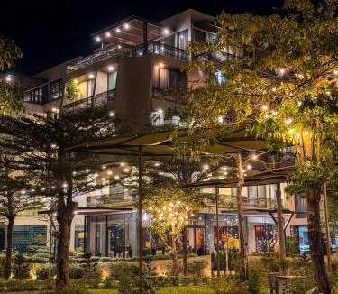 Da Nang Resort | Cami Riverside Resort Da Nang