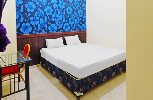 Bukit Raya Hotel | Capital O 91286 Habibi Chalet