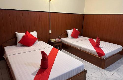 Prampir Makara Hotel | Capitol One
