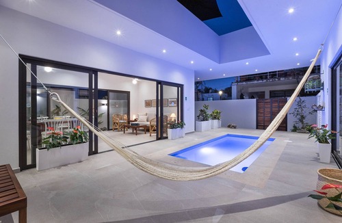 San Francisco House | Casa Arena: House with Private Pool, Terrace & Partial Ocean View