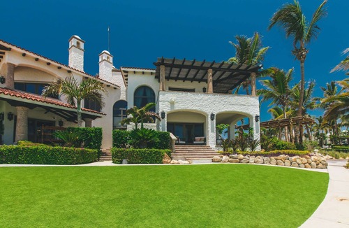 La Fortuna Villa | Casa Bellamar at the East Cape by The Agency Baja