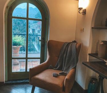 Ba Vi Villa | Casa Bonita - Venuestay