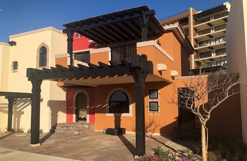Cabo San Lucas House | Casa Caborado~Luxury Villa~Ocean View~Private Pool & Hot Tub~As seen on HGTV!