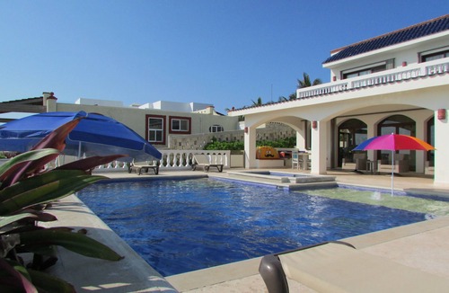 Isla Mujeres House | Casa de Cinco Caballos! Hot Tub/Seasonal Heated pool! Overlooking The Caribbean