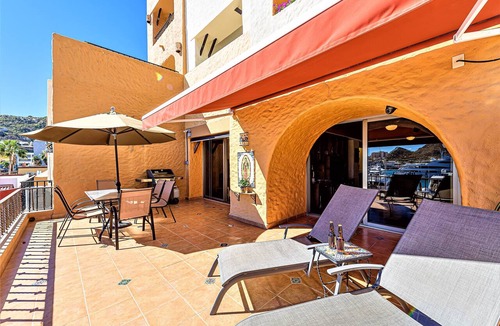 Marina Condo | Casa Deakins is Amazing & Best Location on The Marina