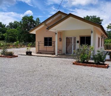 Malacca City House | Casa Dhia Uzma Homestay
