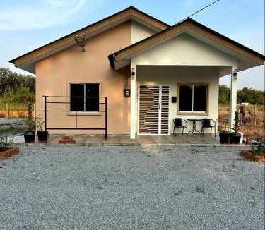 Malacca City House | Casa Dhia Uzma Homestay