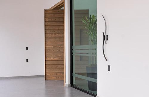 Jimenez House | Casa Francia Celebración Pool Starlink