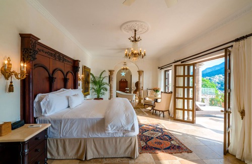 Downtown Puerto Vallarta Hotel | Casa Kimberly - Near Malecon