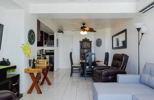 Cerritos Apartment | Casa Lily - Beach Front Condo