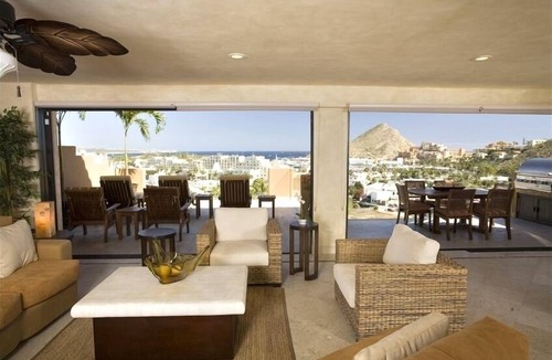 Centro House | Casa Miguel-Brand New Luxury Villa Overlooking the Cabo Marina .