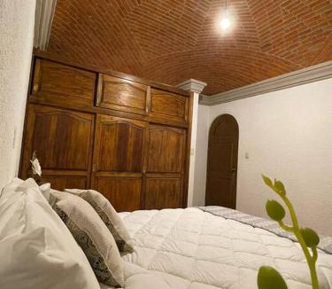 Fraccionemente La Lejona House | Casa Orquidea