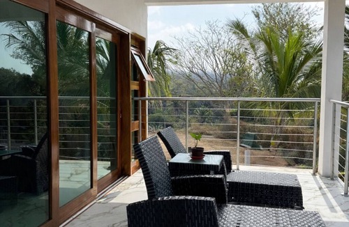 Higuera Blanca House | Casa Parota Suite
