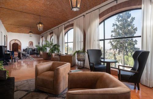Zona Centro Villa | Casa Pedro Vargas, 6BR Estate with Hot Tub & Modern Comforts