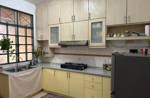 Nilai House | Casa Sara