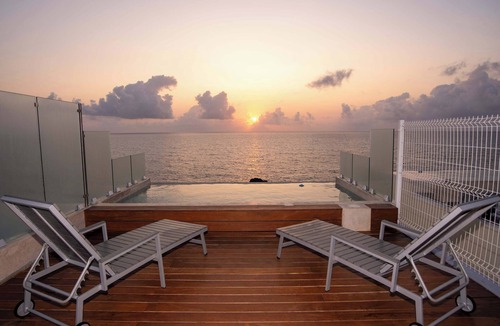 Colonia Meteorologico Apartment | Casa Serena: A getaway in Isla Mujeres with private balcony and ocean view