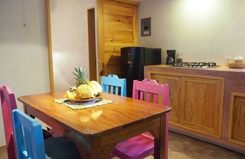 Mazunte House | Casa Verde: A Tranquil Mazunte Retreat with AC, Starlink & Prime Location