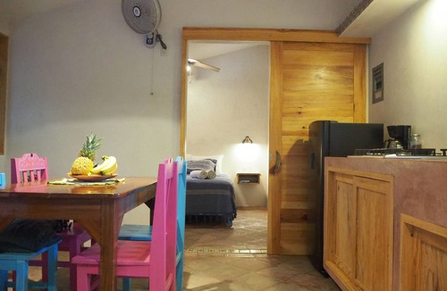 Mazunte House | Casa Verde: A Tranquil Mazunte Retreat with AC, Starlink & Prime Location