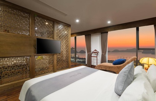 Cat Hai Hotel | Cat Ba Paradise Hotel - Sky Bar & Massage