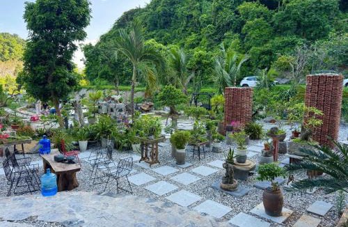 Tran Chau Cabin | Cat Ba Valley Luxe Retreat