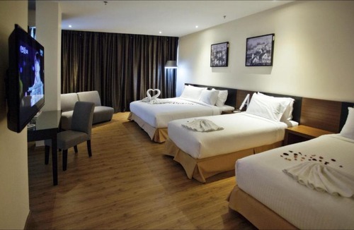 Pekan Melayu Hotel | Cathayana Hotel Kuantan