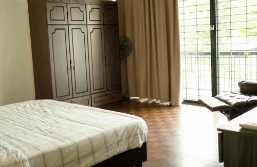 Taman Lapangan Terbang House | Cavendish Bright Modern Home Near Ipoh Center