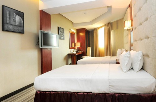 Luyang Hotel | Celyn City Hotel