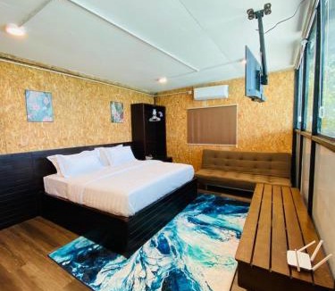 Pantai Tengah Resort | Cenanghill Beachfront