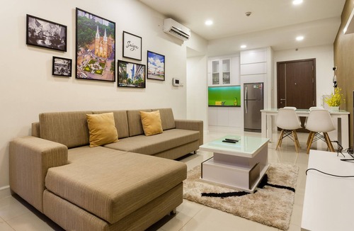 Bach Dang Riverside Apartment | CENTER 2br Apartment with Infinity Pool - near Nguyen Hue Str