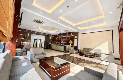 Mong Cai Hotel | Central Hotel