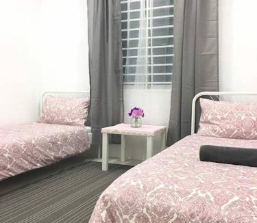 Kuantan House | Ceri Merah Homestay
