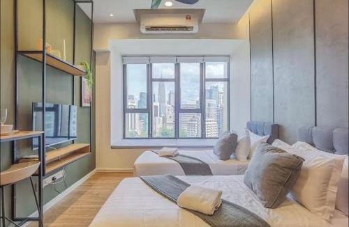 Golden Triangle Apartment | Ceylonz Suites by StayKL Stevvy