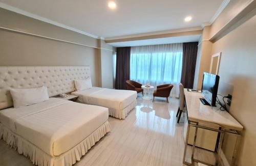 Sing Buri Hotel | Chaisaeng Palace Hotel