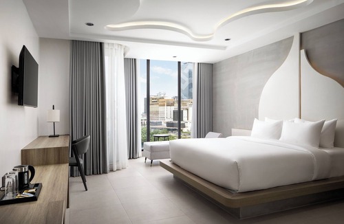 Daun Penh Hotel | Chaiya Palace Hotel