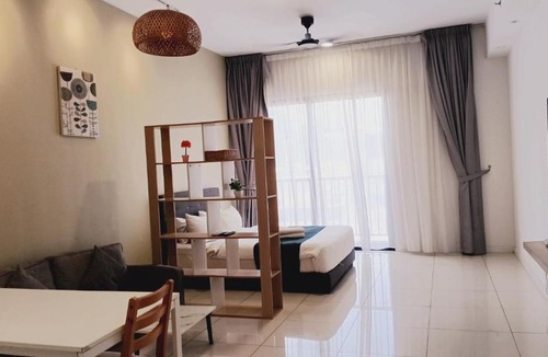 Pekeliling Apartment | Chambers Resident By GET