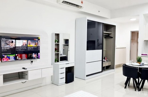 Kuala Lumpur City Centre Apartment | Chambers Suites KLCC By City Homes