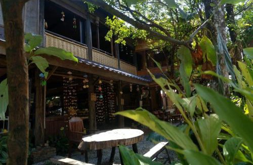 Vang Vieng Hotel | Champalao The Villa