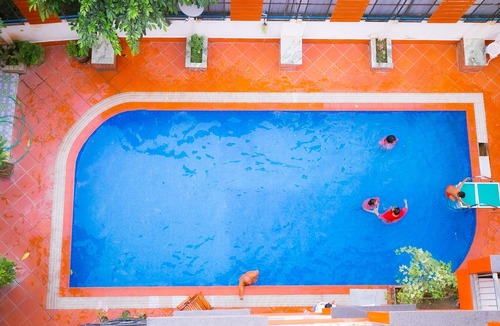 Vientiane Hotel | Champion Hotel & Pub