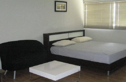 Ban Mai House | Chan Kim Don Mueang Guest House Triple room