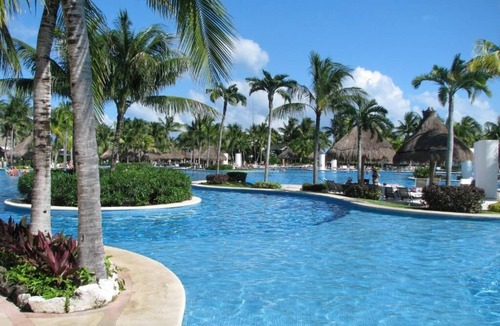 Puerto Juarez Apartment | Charming 1-bedroom apartment with AC, WiFi in enchanting Ciudad Chemuyil