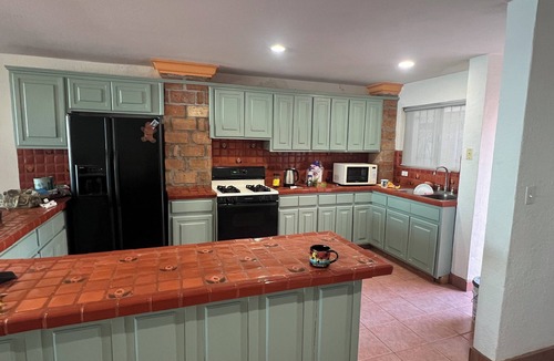 Playas De Tijuana House | Charming 4-bedroom beach house in Rosarito, perfect for your getaway