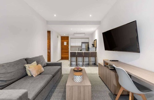 Downtown Condo | Charming Beachside Condo w High-Speed WiFi