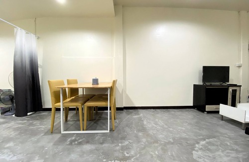 Hai Ya House | Charming Studio townhouse 46 near Airport&Old town