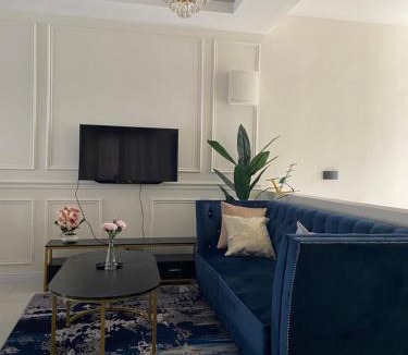 Kampung Rawa Apartment | Cheerfull3 bedroom townhouse Terrace