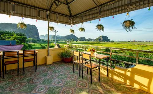 Hoa Lu House | Cherry homestay