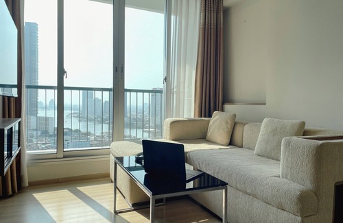 Bang Rak Apartment | Chic 1-bedroom with AC, WiFi, fitness room in vibrant Krung Thep